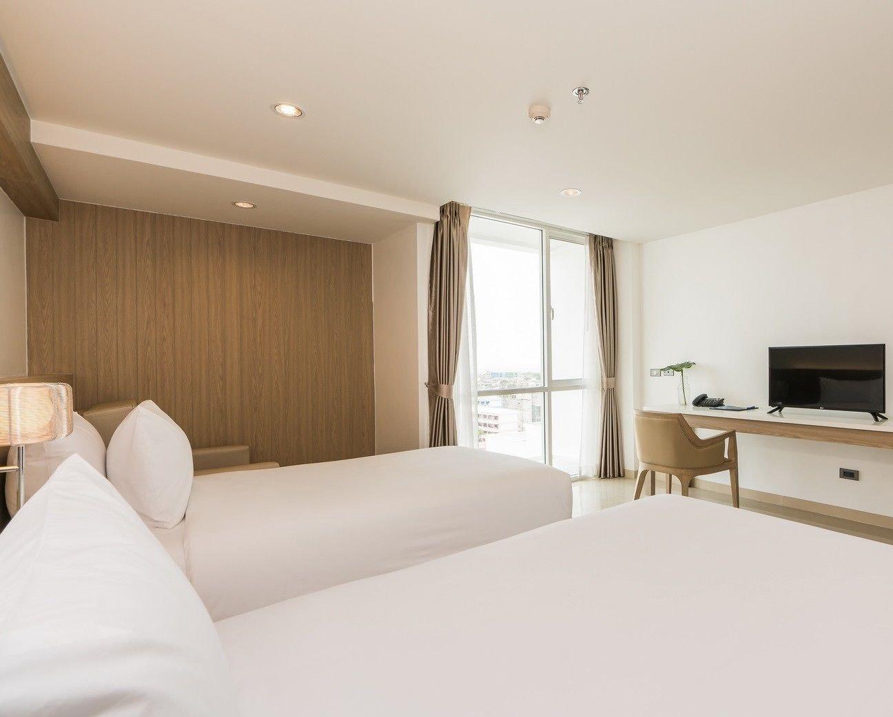Rattanachol Hotel Чонбури Екстериор снимка