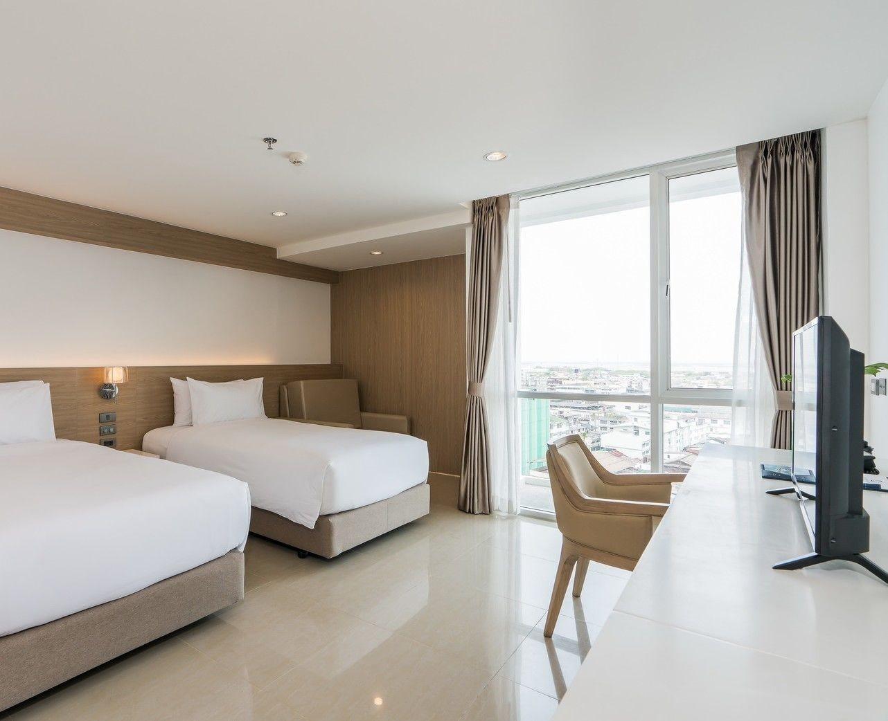 Rattanachol Hotel Чонбури Екстериор снимка