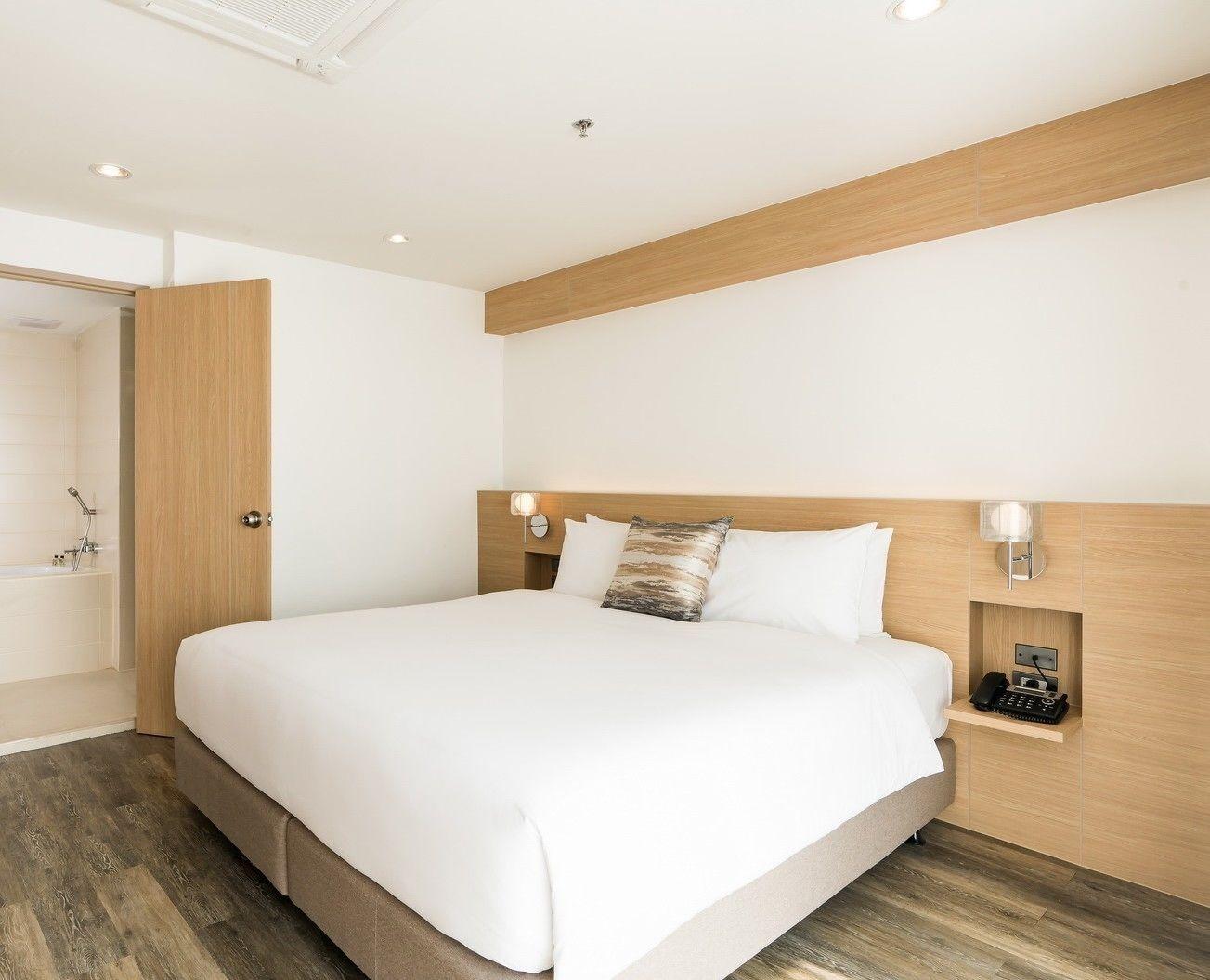 Rattanachol Hotel Чонбури Екстериор снимка