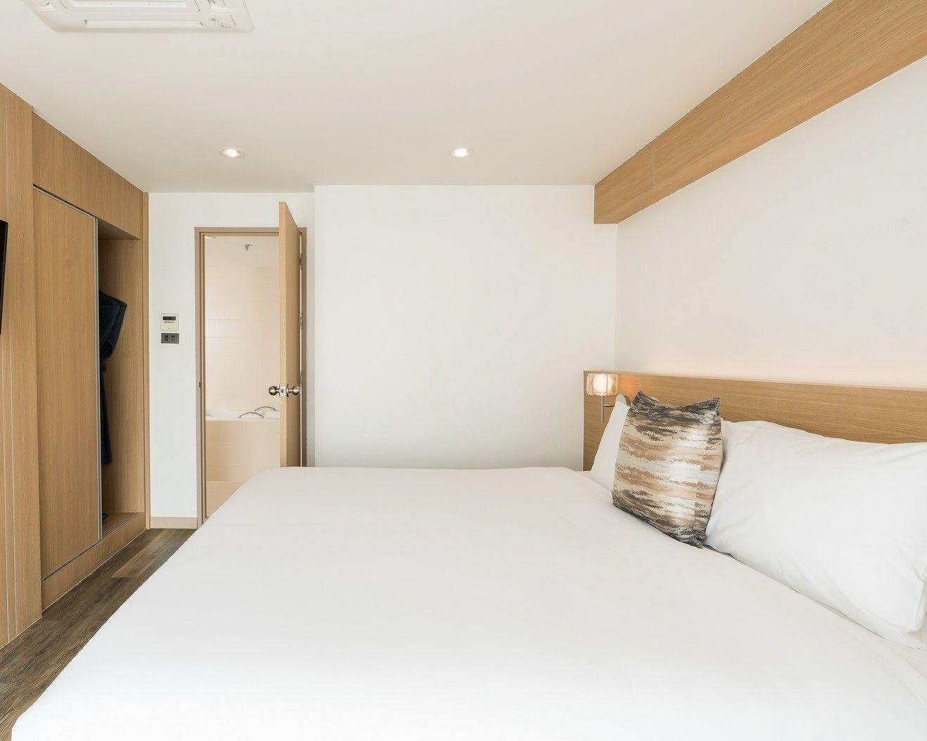 Rattanachol Hotel Чонбури Екстериор снимка