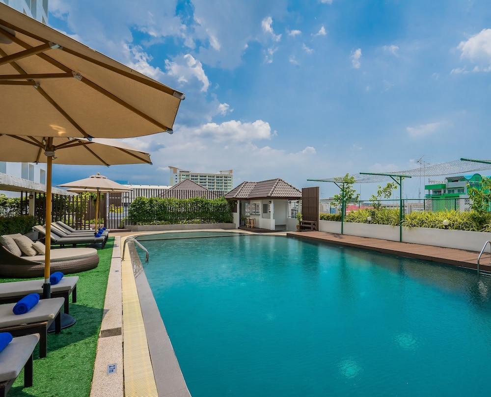 Rattanachol Hotel Чонбури Екстериор снимка