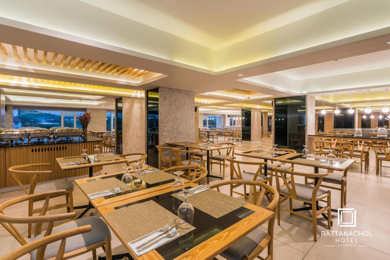 Rattanachol Hotel Чонбури Екстериор снимка