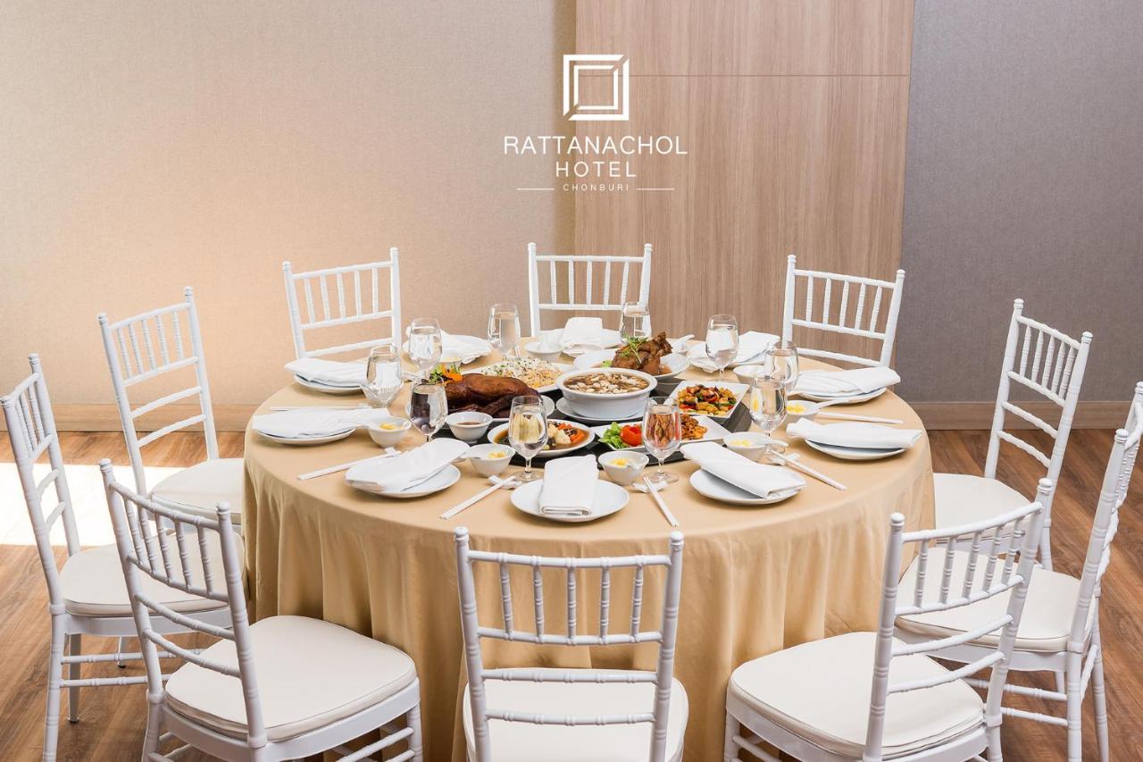 Rattanachol Hotel Чонбури Екстериор снимка